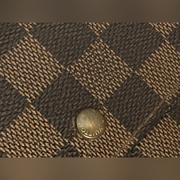 Louis Vuitton Damier Ebene Wallet - Picture 13 of 17